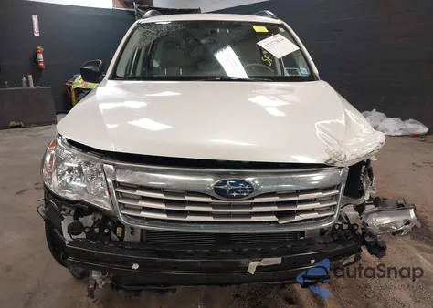 2010 Subaru Forester 2.5X из США, поврежденный, VIN JF2SH6BC2AH917845